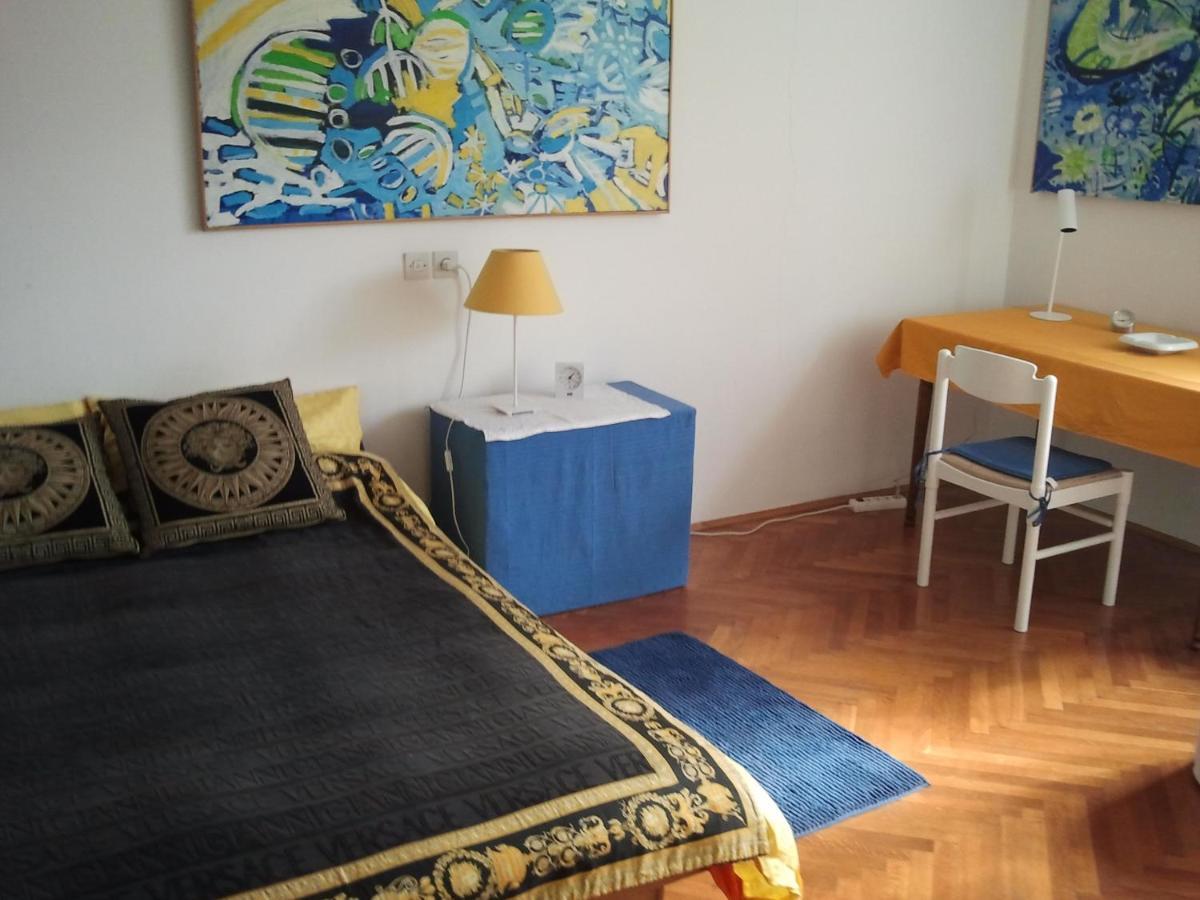 Riki Accommodation สปลิท ภายนอก รูปภาพ